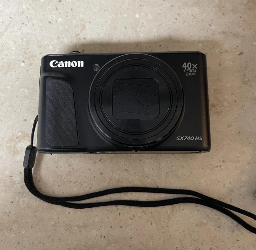 Canon PowerShot SX740 HS 4K 20.3 MP Digital Camera Bundle – Black