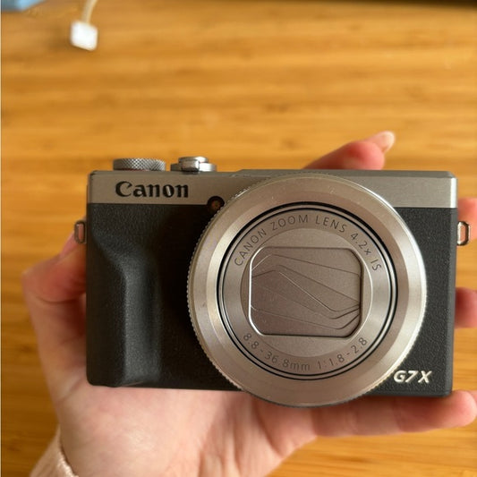 Canon G7X Mark III – Great Condition 📸